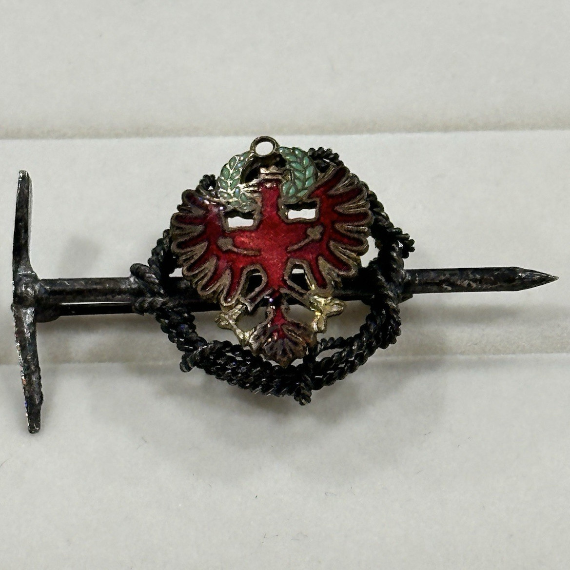 Antique World War I Austro-Hungarian patriotic cap badge