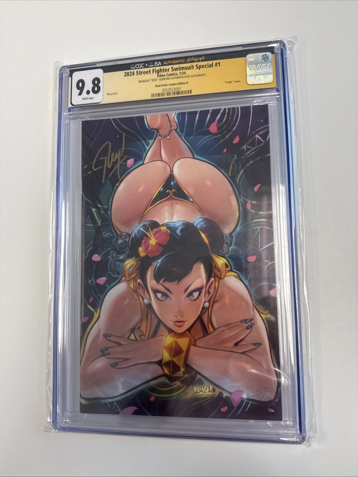 2024 STREET FIGHTER SWIMSUIT SPECIAL #1 * CGC 9.8 SIGNED by REIQ * Chun-Li RARE