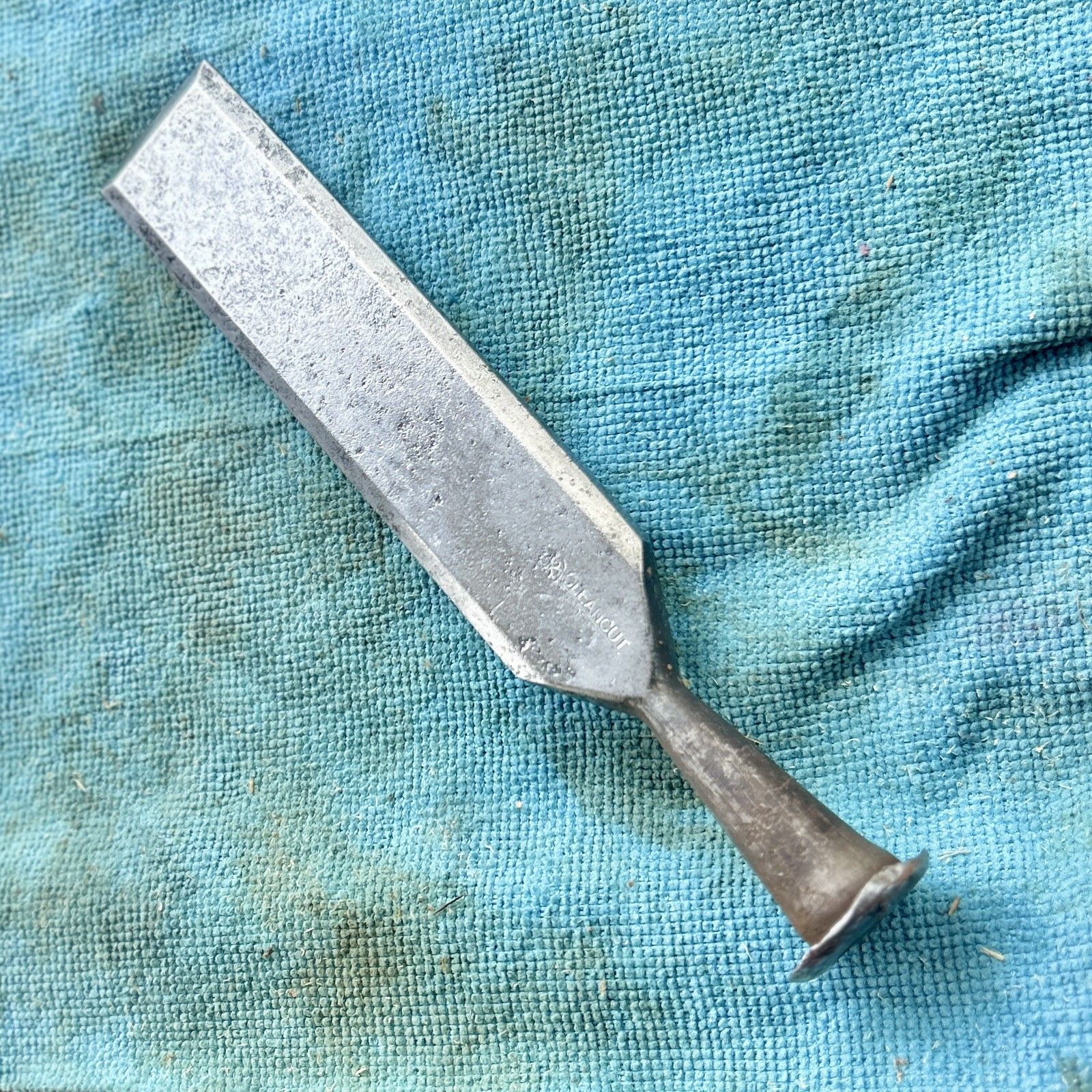 Large vintage CLEANCUT SOCKET CHISEL, 1-1/2