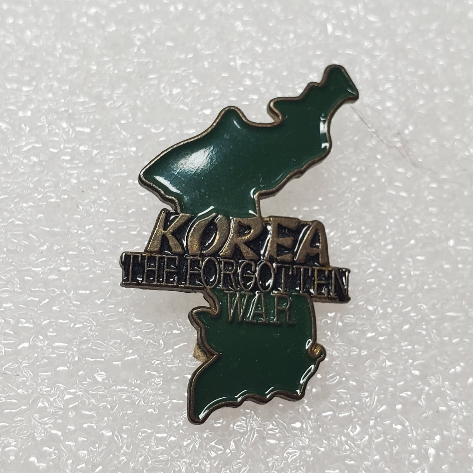 Korea Forgotten War Pinback Button Commemorative Military Veteran Silhouette