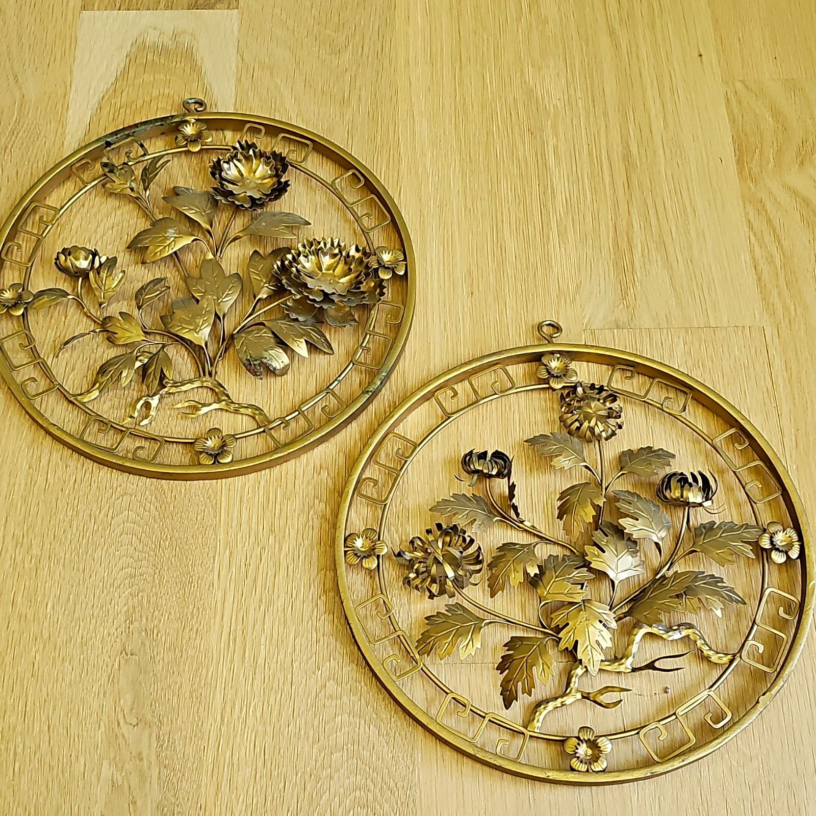 Vintage Set 2 MCM Gold Tone Floral Metal Wall Plaques 12 in