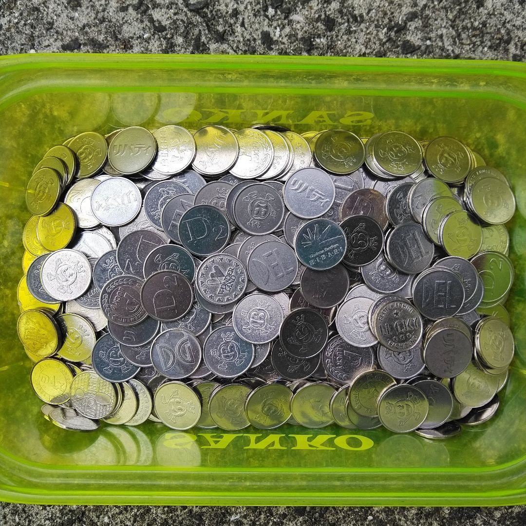 1000 PACHISLO SLOT MACHINE TOKENS - Standard 984