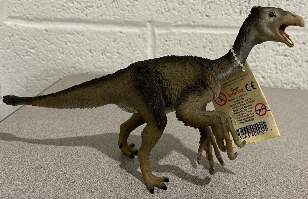 2005 Carnegie Collection Safari Ltd. Beipiaosarus Rare 8” Long NOS