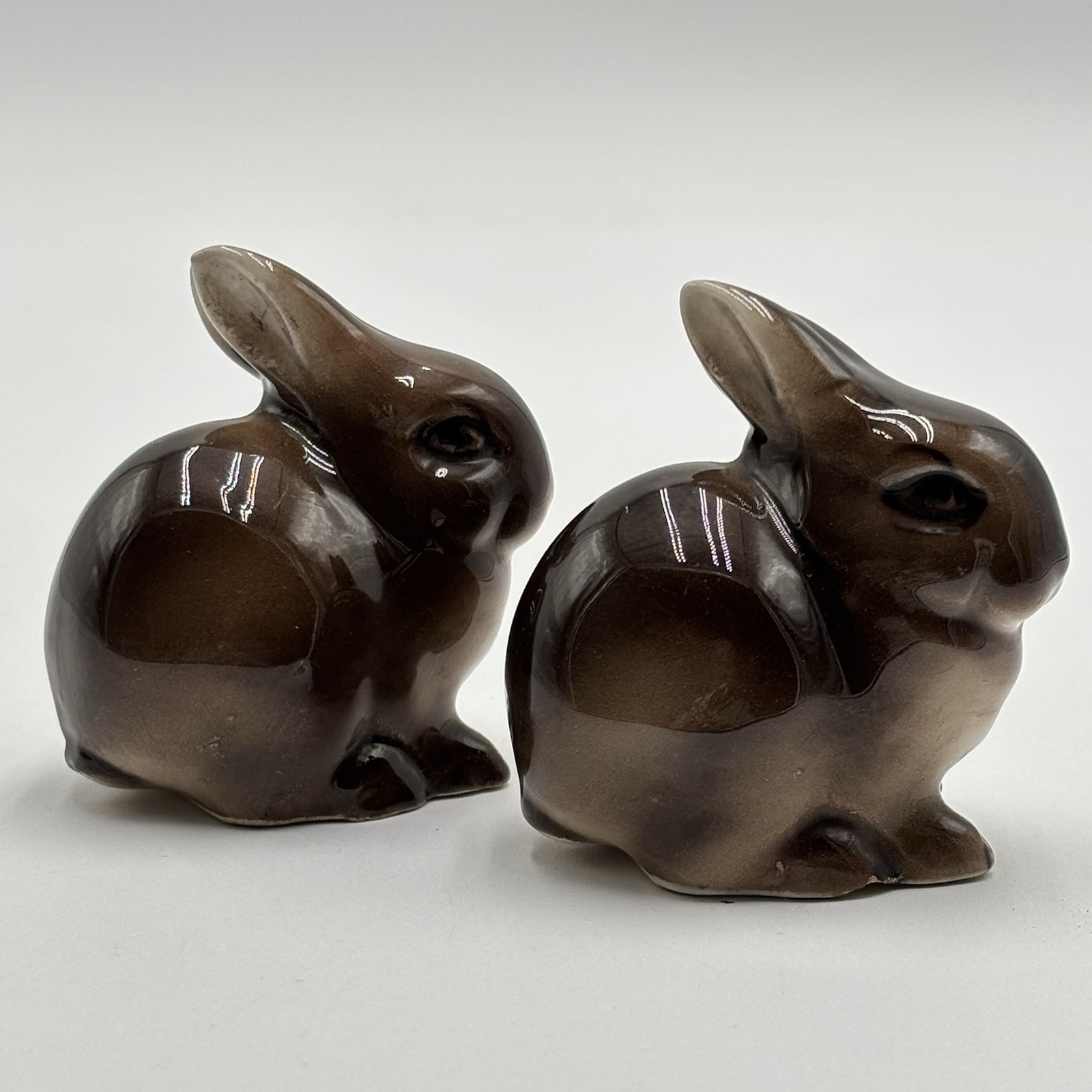 Pair 2 Brown Chubby Bunny Rabbits Miniature Figurines Porcelain Made Austria 2.5