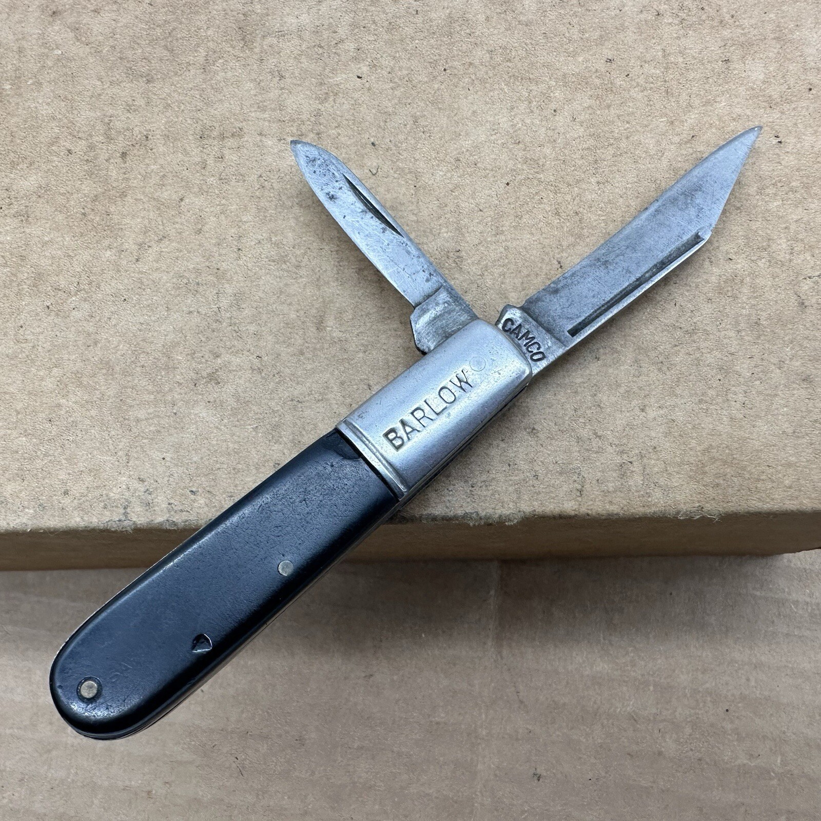 Camco Barlow Pocket Knife Black Handle 2 Blades Made In USA Vintage Used
