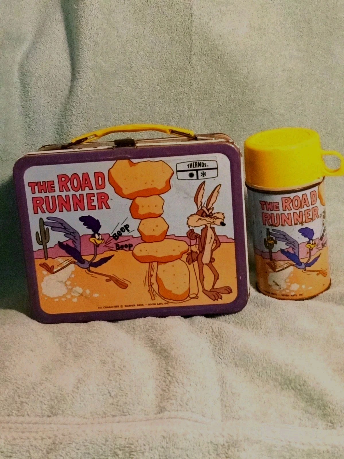 Vintage The Road Runner 1973 Metal Lunchbox & Metal Thermos C7