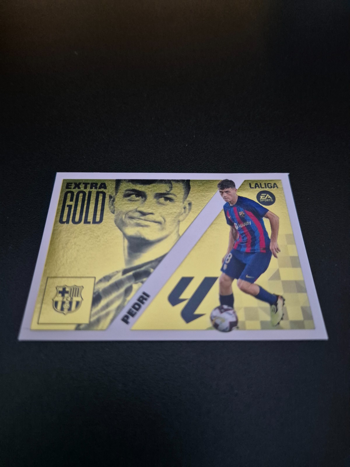 Panini La Liga Este 2023/2024 Sticker Extra Gold Pedri