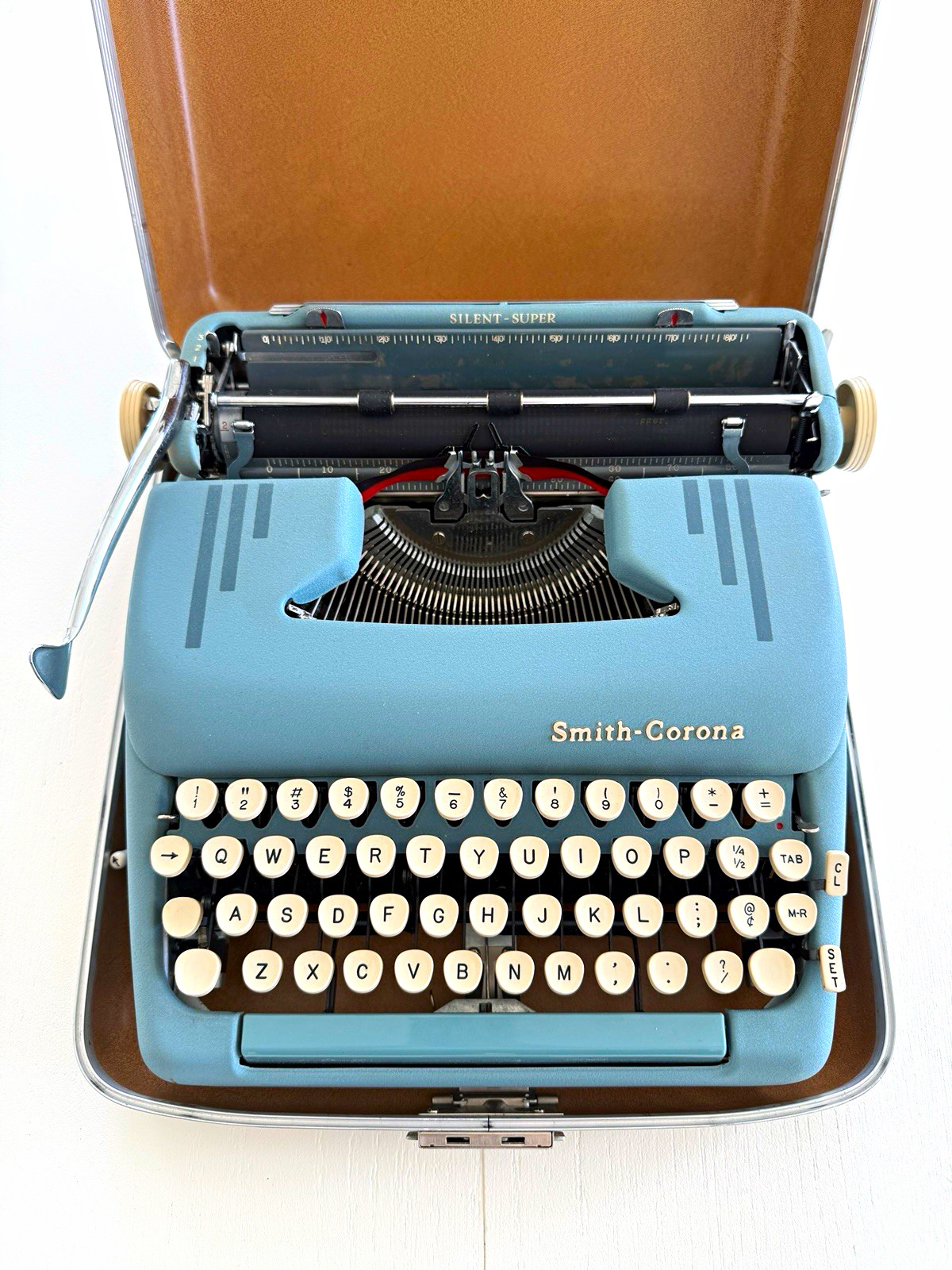 Smith-Corona Silent-Super Manual Portable Typewriter Blue w/ Case