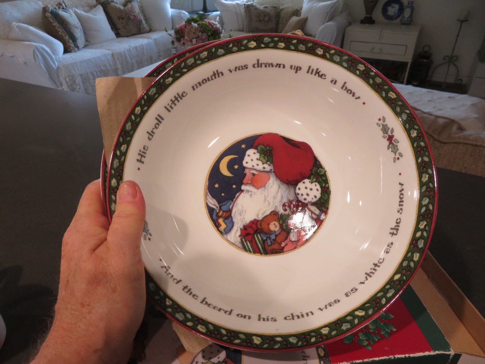 Vint International China A Christmas Story by Susan Winget Set of 2 Serving Bowl