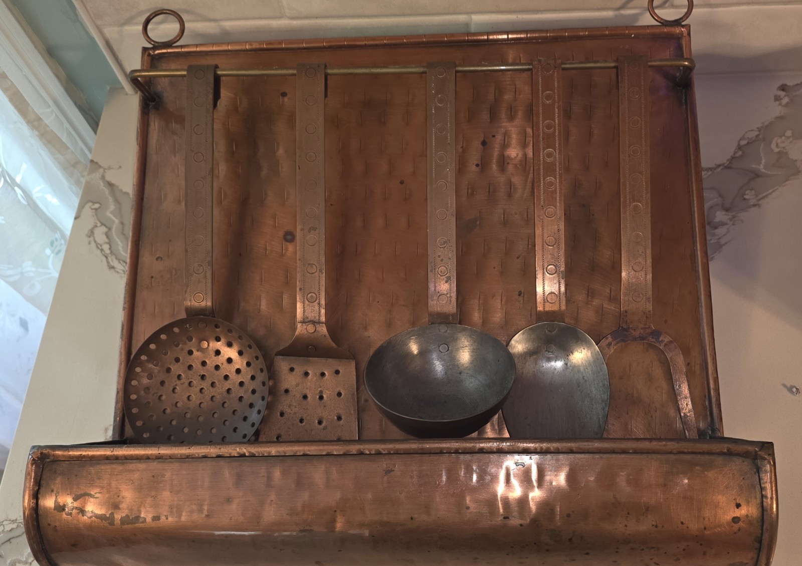 Ultra Rare Perenz Italian Hammered Copper 5 Pc Utensil Set With Copper Rack