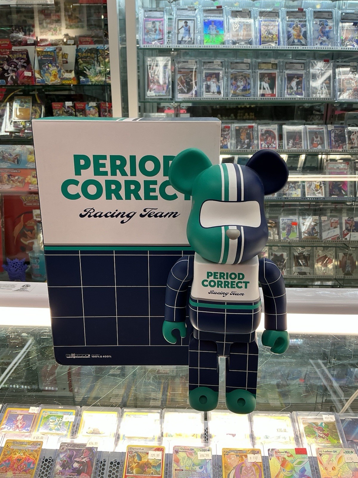 Period Correct Racing Team 400% Bearbrick Set by Medicom Toy Brand New No 100%
