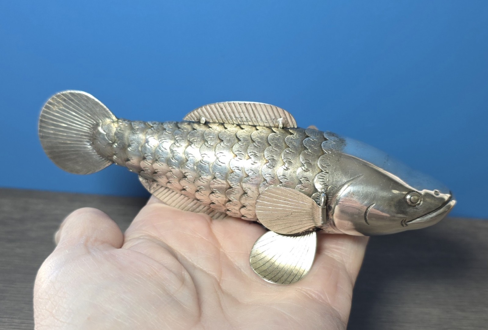 Unique RARE Vintage Articulated Silver Fish Figure Paperweight
