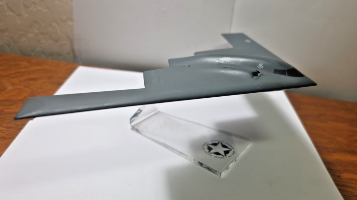 1980's  B-2 Contractor’s Model USAF Northrop Stealth Bomber Northrup Team RRGS1