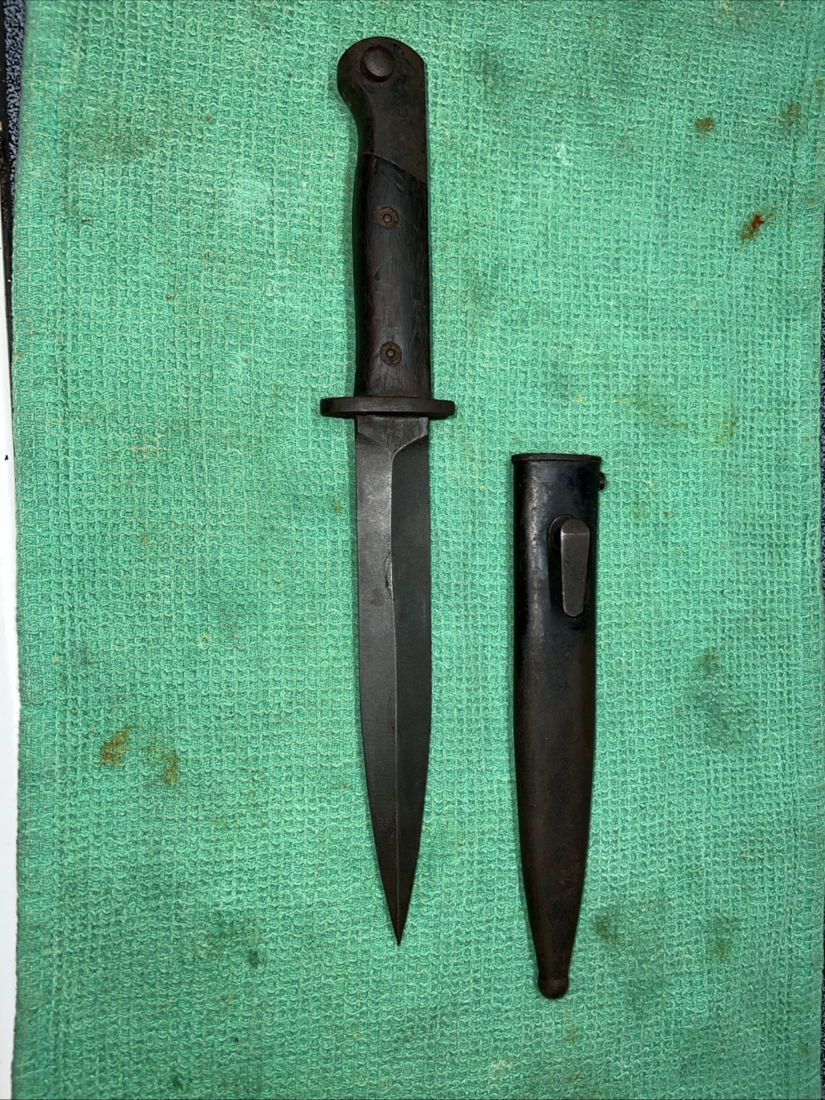 ORIGINAL Portuguese m/948 SMG stiletto dagger type blade bayonet & scabbard Nice