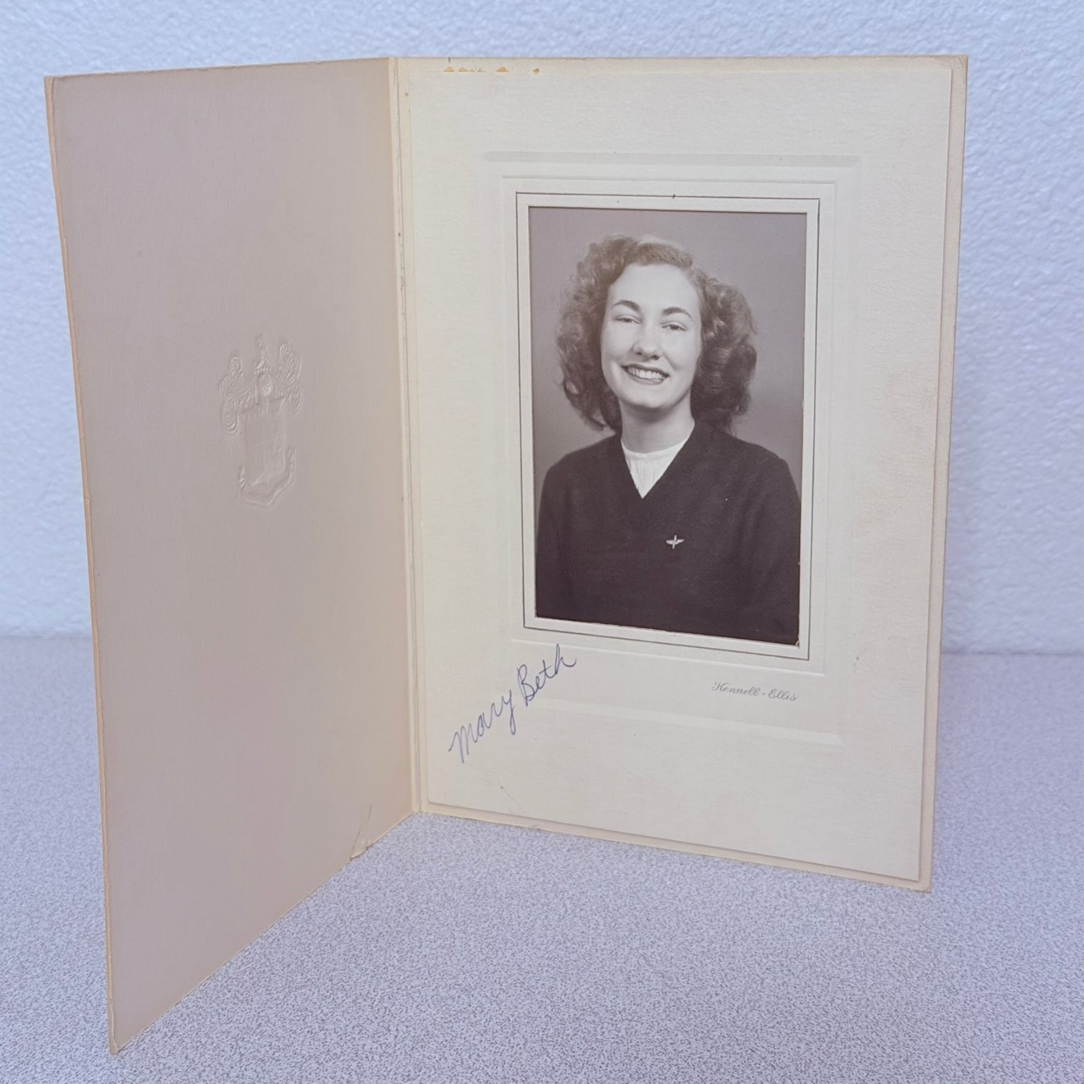 Vintage Studio Portrait Photograph Young Woman Mary Beth Kennell-Ellis 1940s