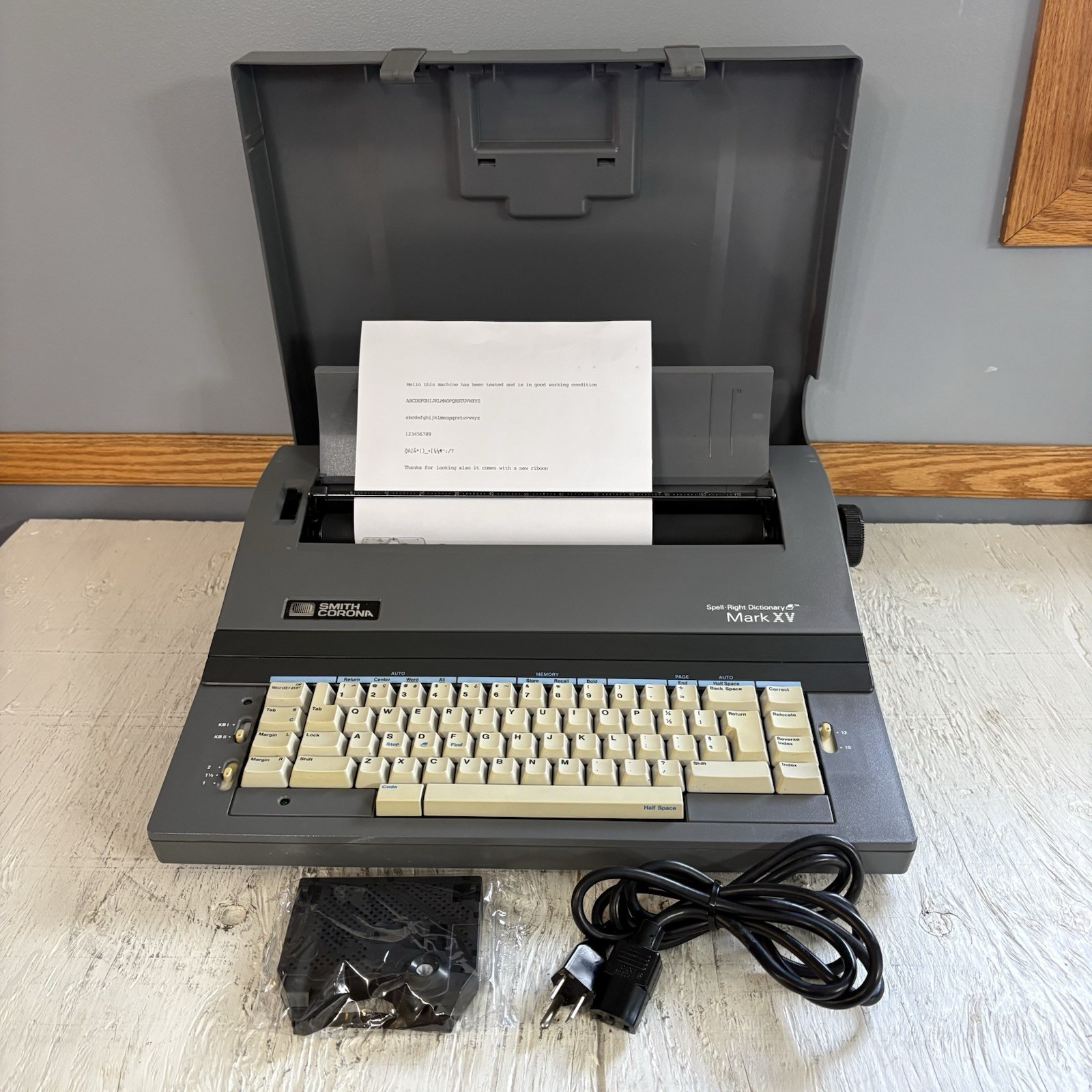 Smith Corona Electric Typewriter Mark XV Model 5P Spell Right Dictionary