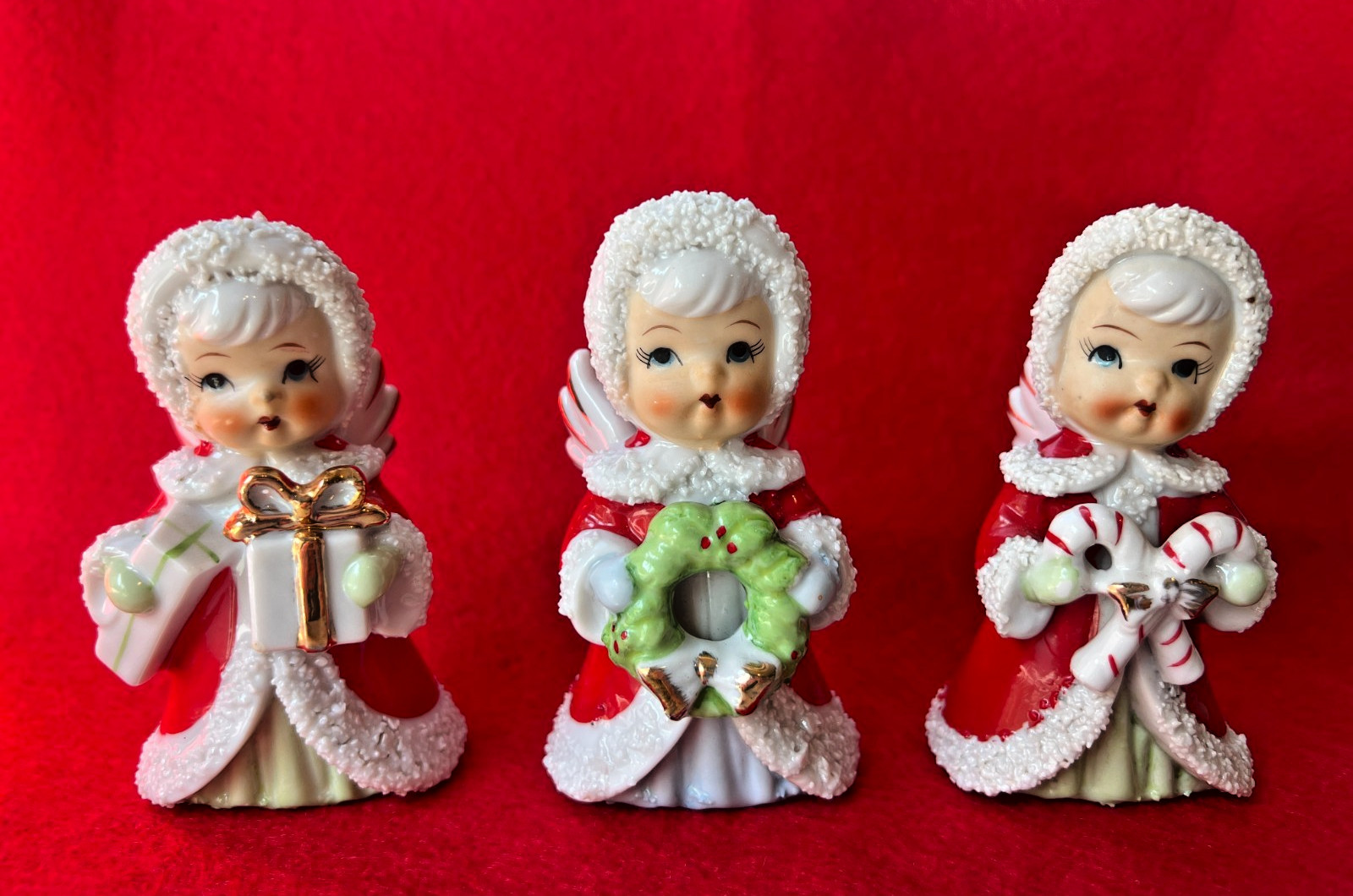 Vtg Set of 3 Enesco Spaghetti Trim Xmas Angels W/ Candy Canes, Presents & Wreath