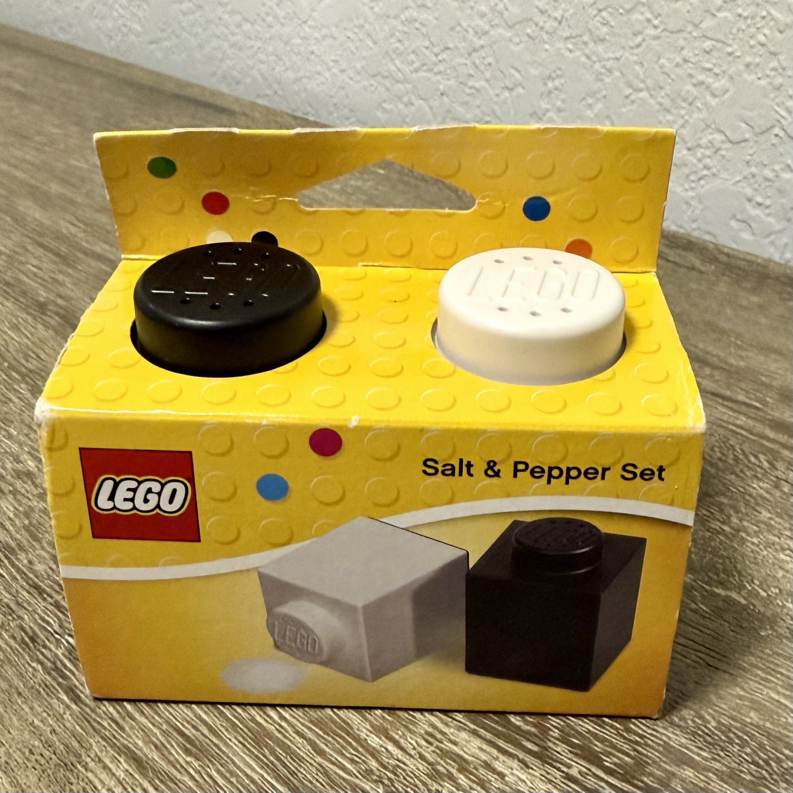 LEGO Salt & Pepper Shaker Set Black White 2013 Retired Kitchen Collectible