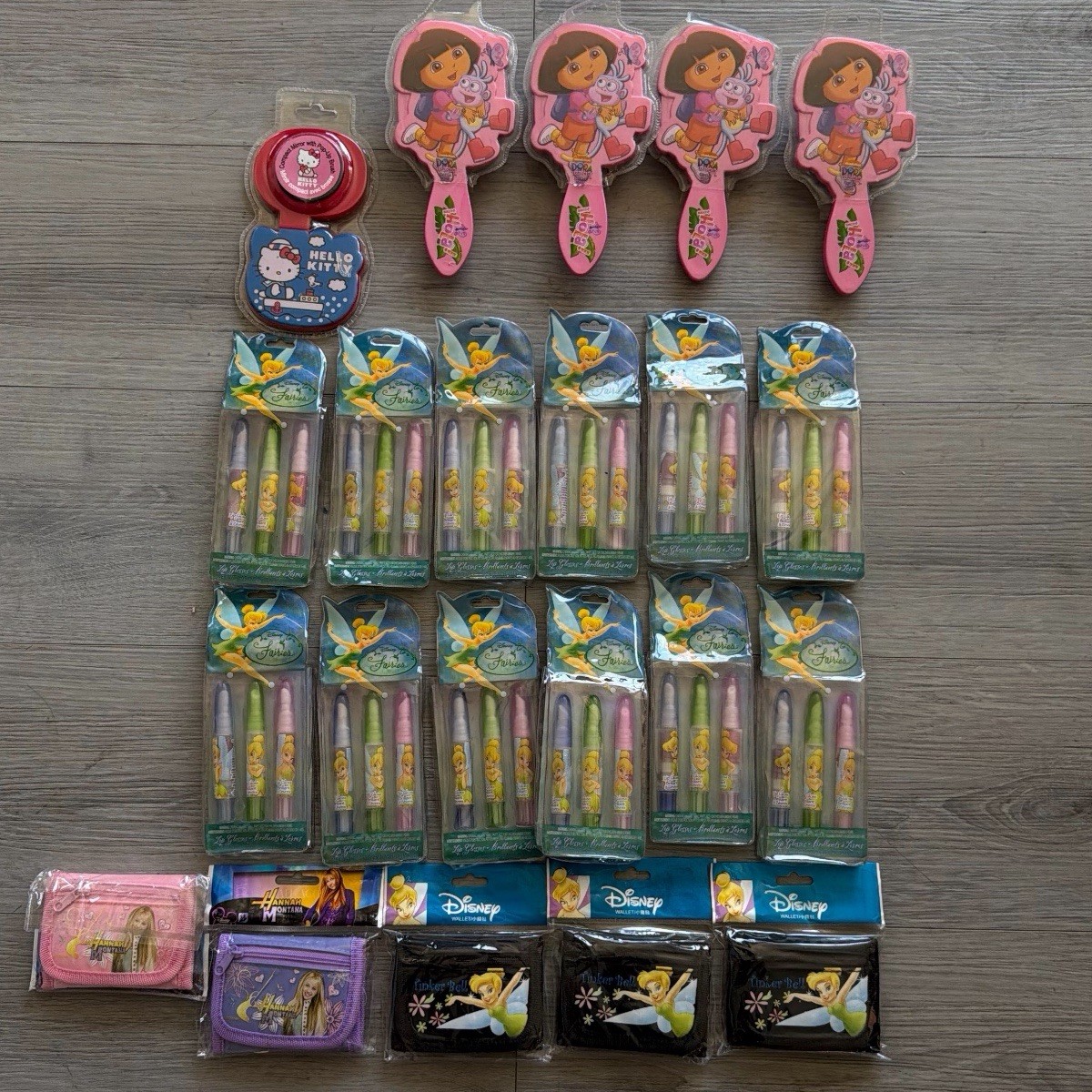VINTAGE Y2K 2000’s CUTE DISNEY TINKERBELL, HANNAH MONTANA, HELLO KITTY LOT