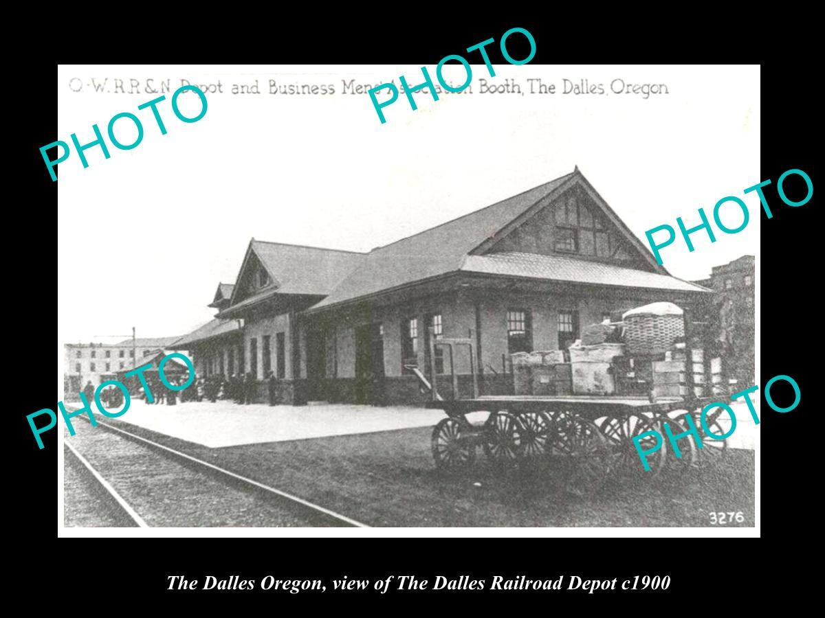 OLD LARGE HISTORIC PHOTO OF THE DALLES OREGON THE RAILROAD DEPOT STATION c1900