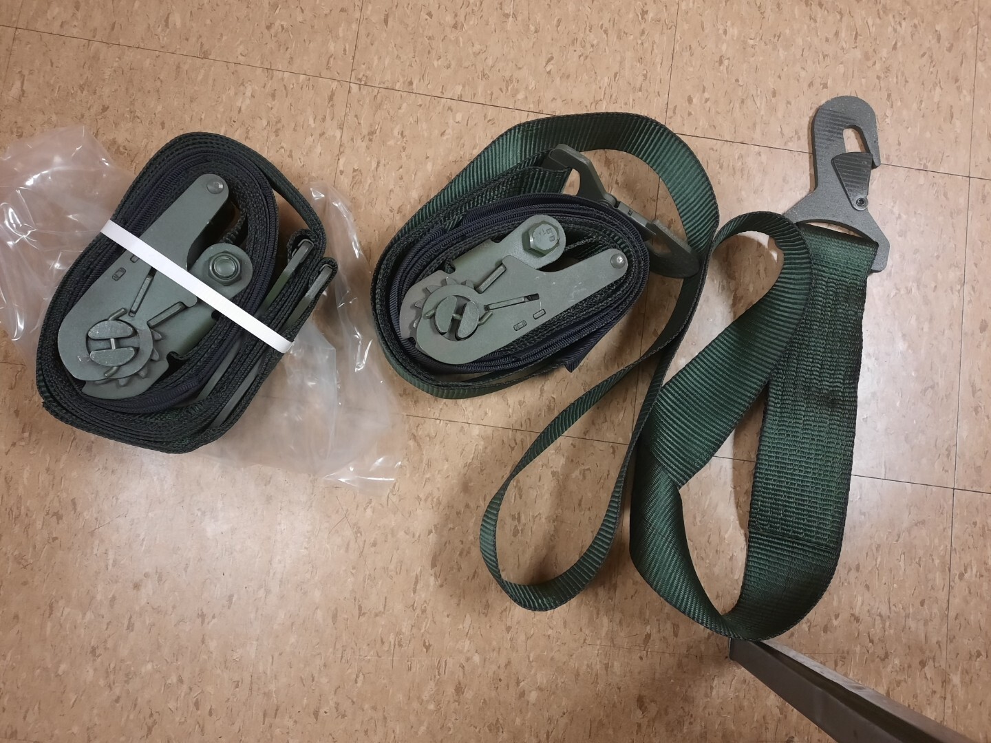 Set of 2 MILITARY SURPLUS 21 FT. RATCHET STRAP TIE DOWN CARGO TRAILER TRUCK