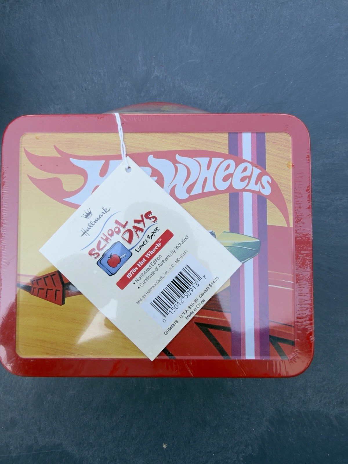 Hot Wheels Collectible Red Metal Lunchbox Tin w/ Car Graphics & Handle