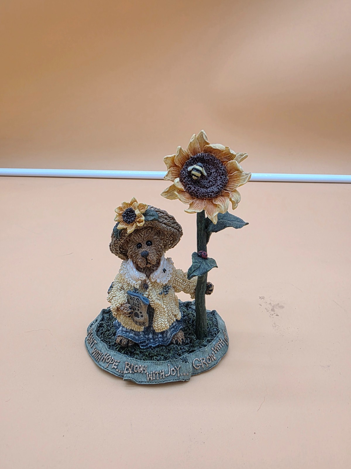 Boyd's Bear Figurine-Blossom B. Berriweather-Bloom with Joy