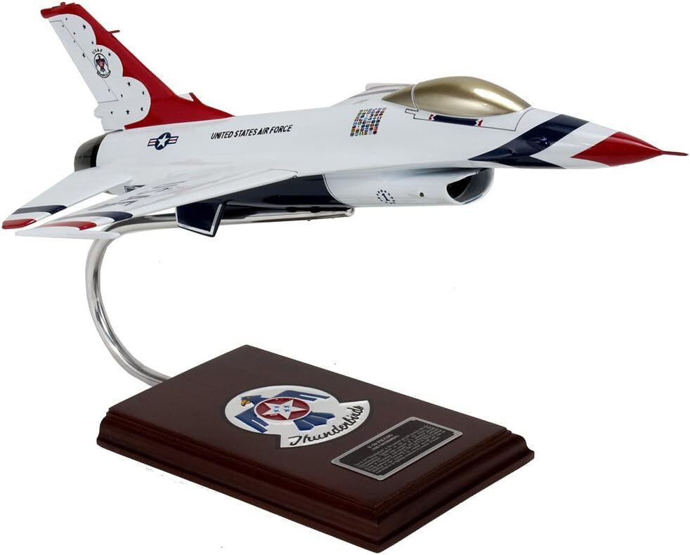 USAF General Dymanics F-16A Falcon Thunderbirds Desk  Top 1/32 Model SC Airplane
