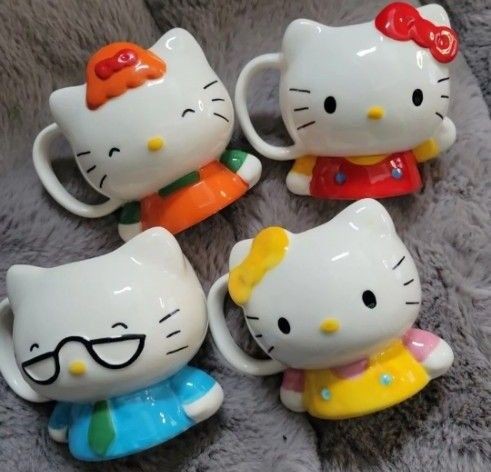 Hello Kitty Family die-cut Mug set 2004 Extremely rare Original vintage Japan JP