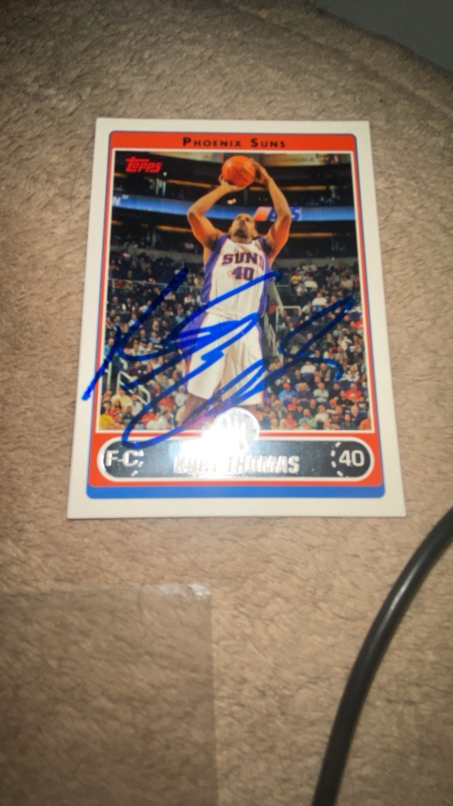 AUTOGRAPHED authentic 2006-07 Topps - Kurt Thomas #43 card. Help me out gng 🙏 