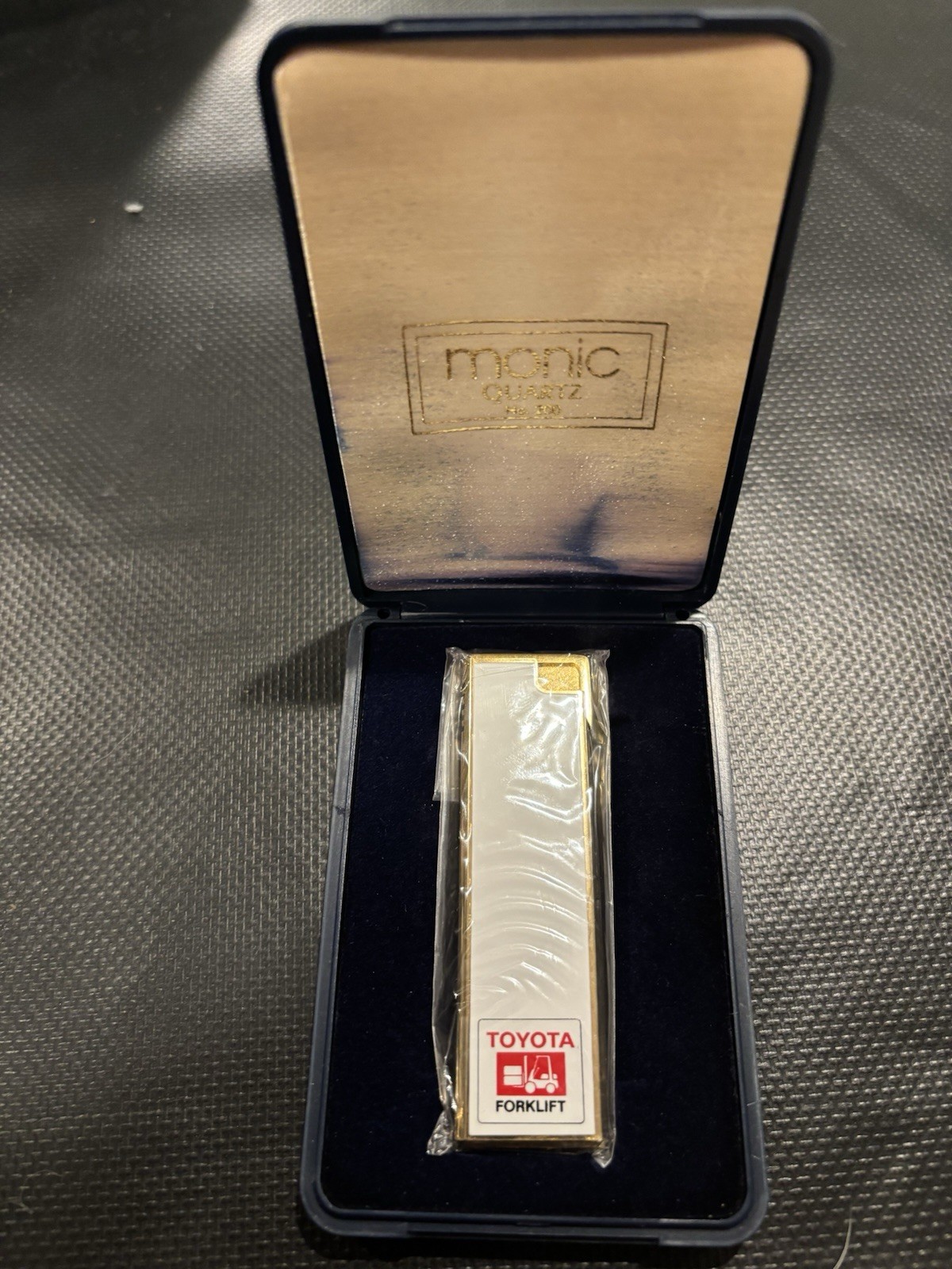 VTG Toyota Forklift Monic Quartz 200 Pocket Lighter UNTESTED