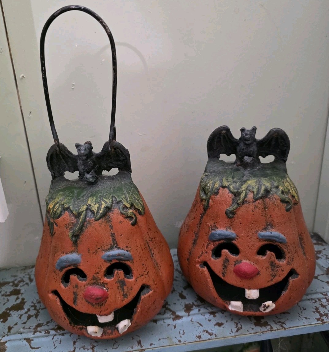 2  Vintage Cast Iron Jack-O-Lantern Halloween Two Sided Pumpkin Candle Holder 6\