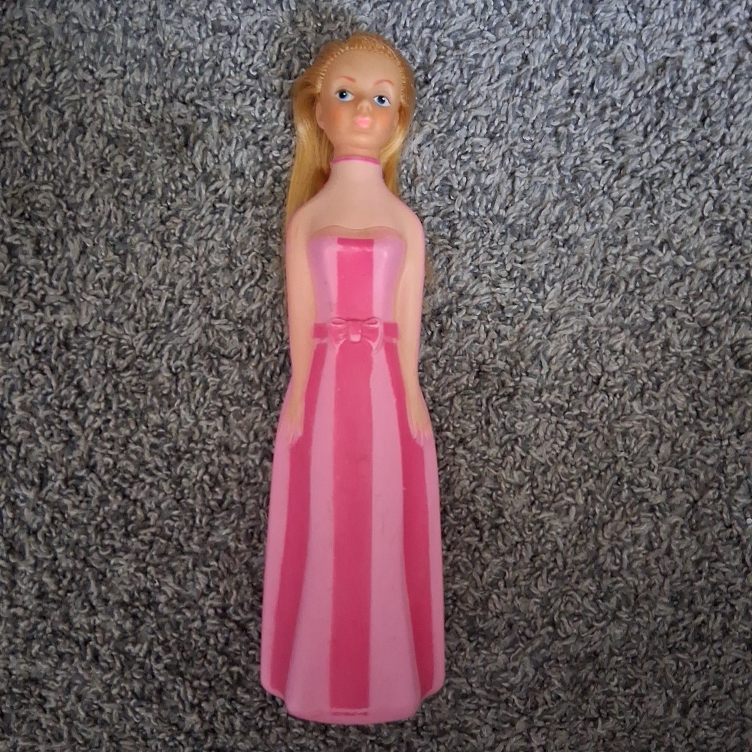 BETTY BUBBLES Lander Liquid Bubble Bath Bottle Fifth Avenue NY 60s - 9.5”