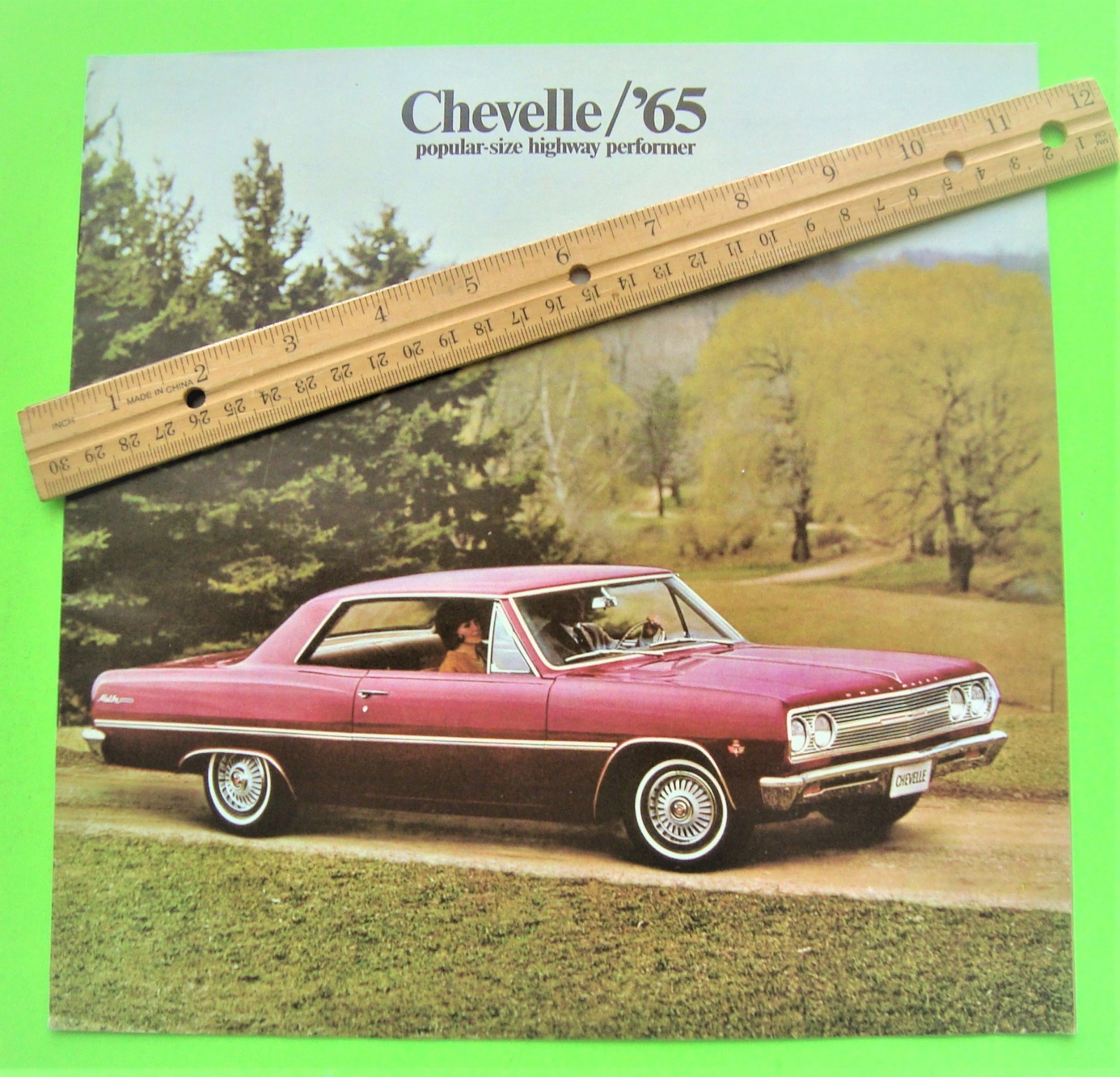 1965 CHEVROLET CHEVELLE DLX 16-pg COLOR CATALOG Brochure SS & CONVERTIBLE Xlnt