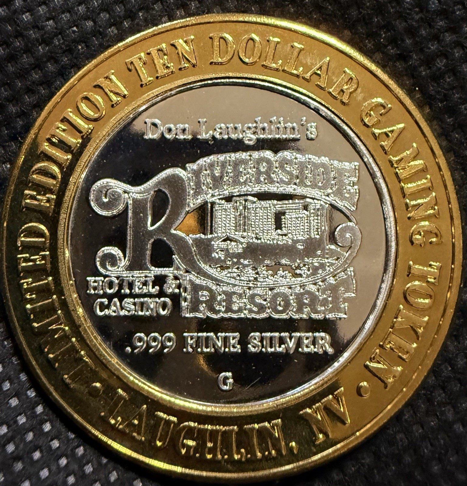 RIVERSIDE RESORT HOTEL CASINO Limited Edition 999% .6 Oz Pure Silver Strke Centr