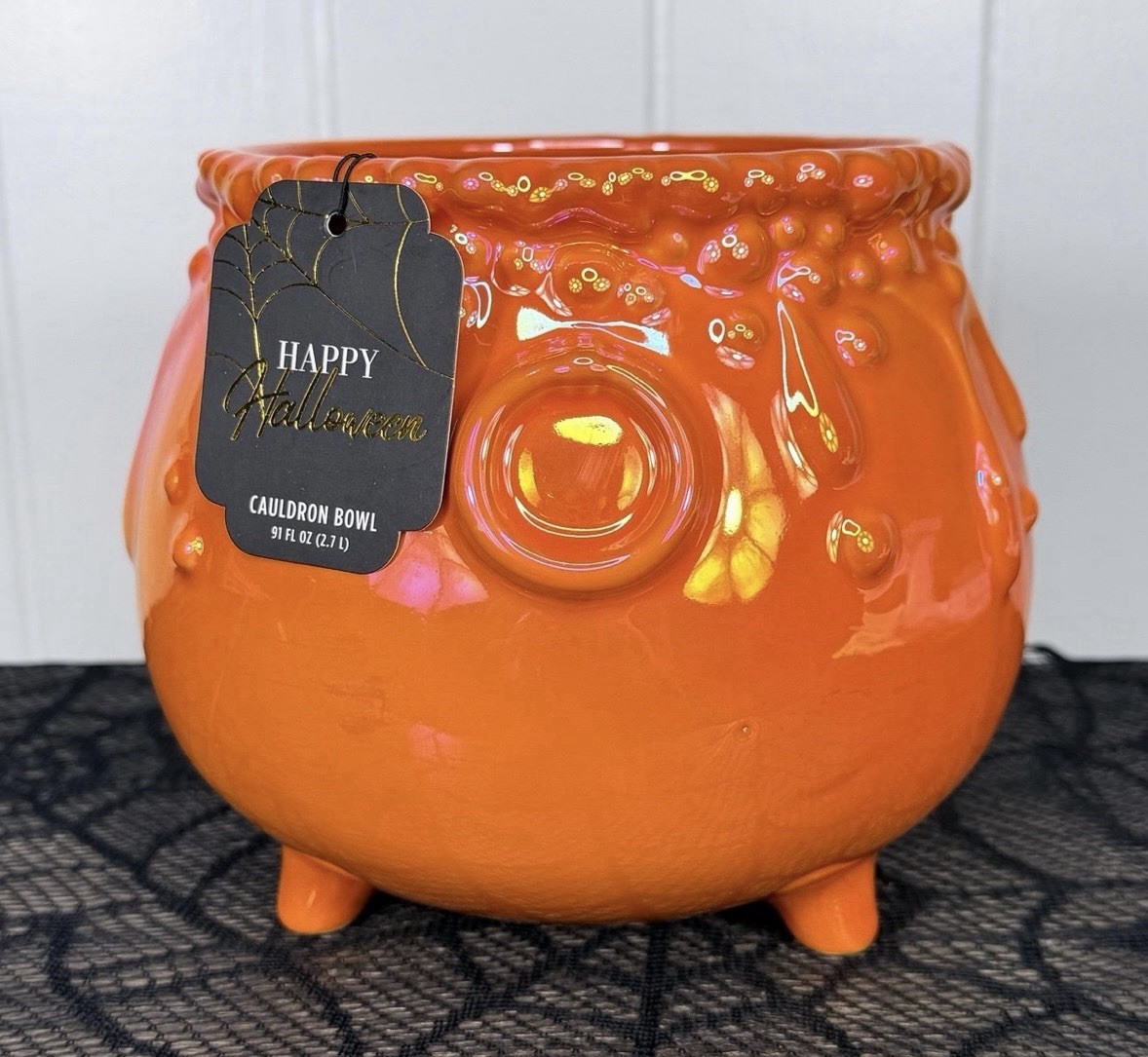 🧡🖤NWT Happy Halloween Orange Iridescent  Ceramic Witch’s Cauldron Candy Bowl￼