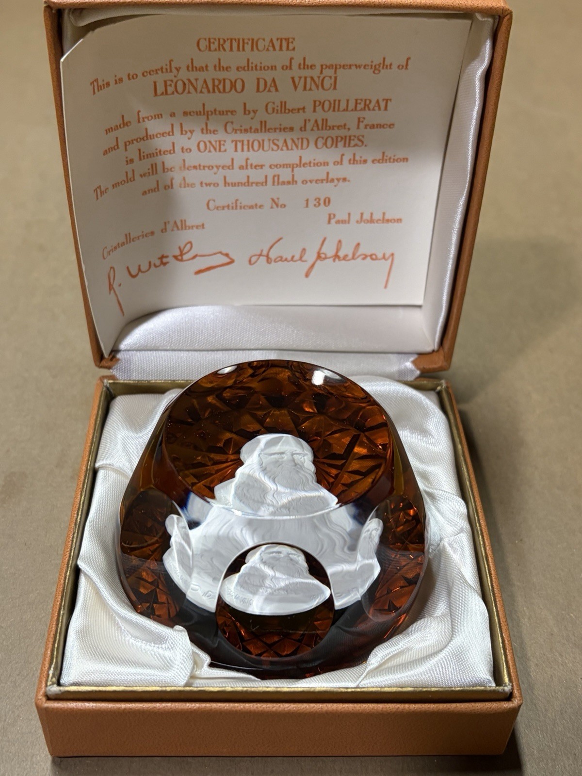 VINTAGE LEONARDO DA VINCI  CRISTAL D\'ALBRET PAPERWEIGHT IN Box 130/1000