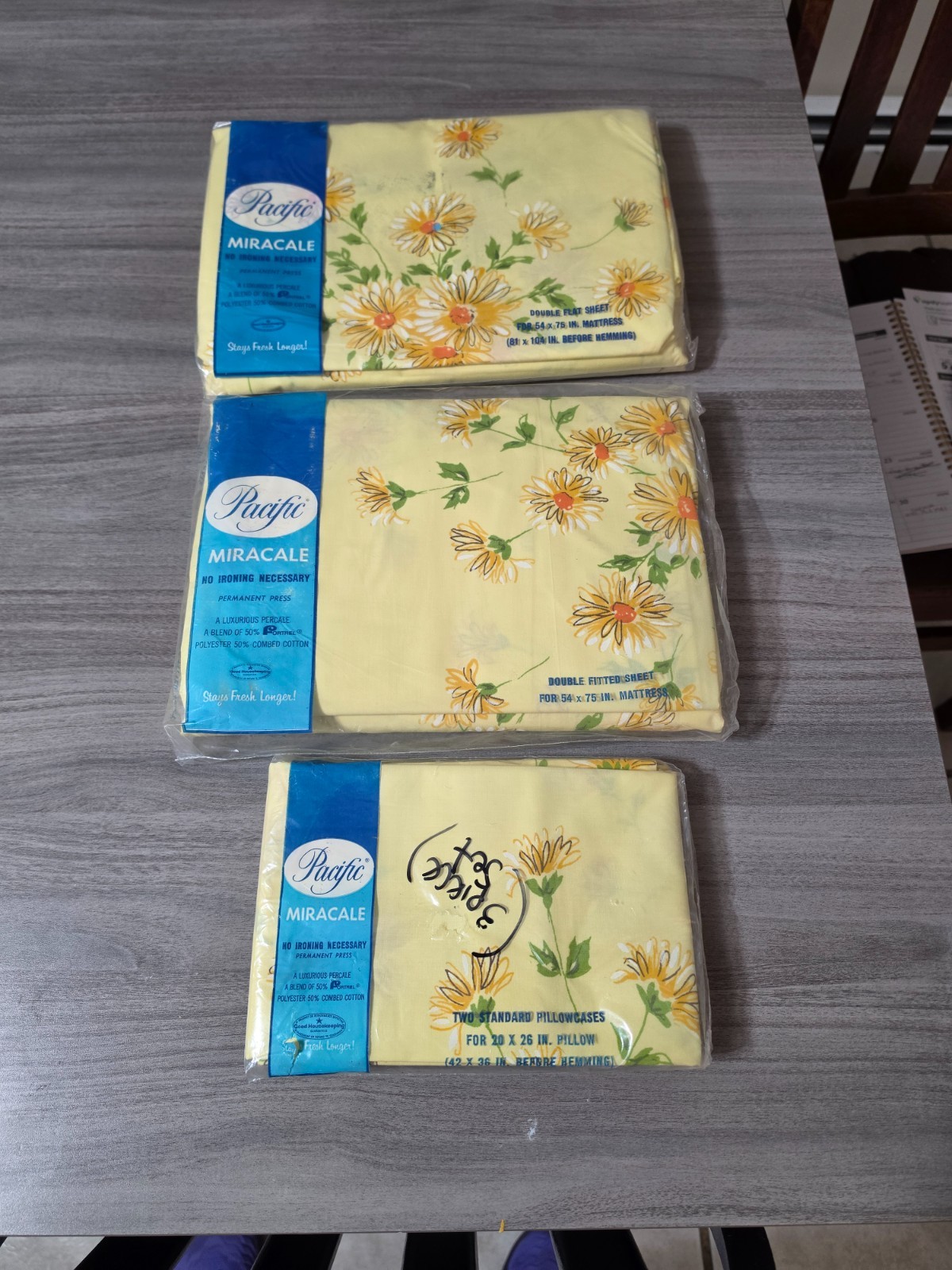 Vintage 1960\'s Pacific Miracale Full Sheet Set Yellow Cotton Candy Floral NEW