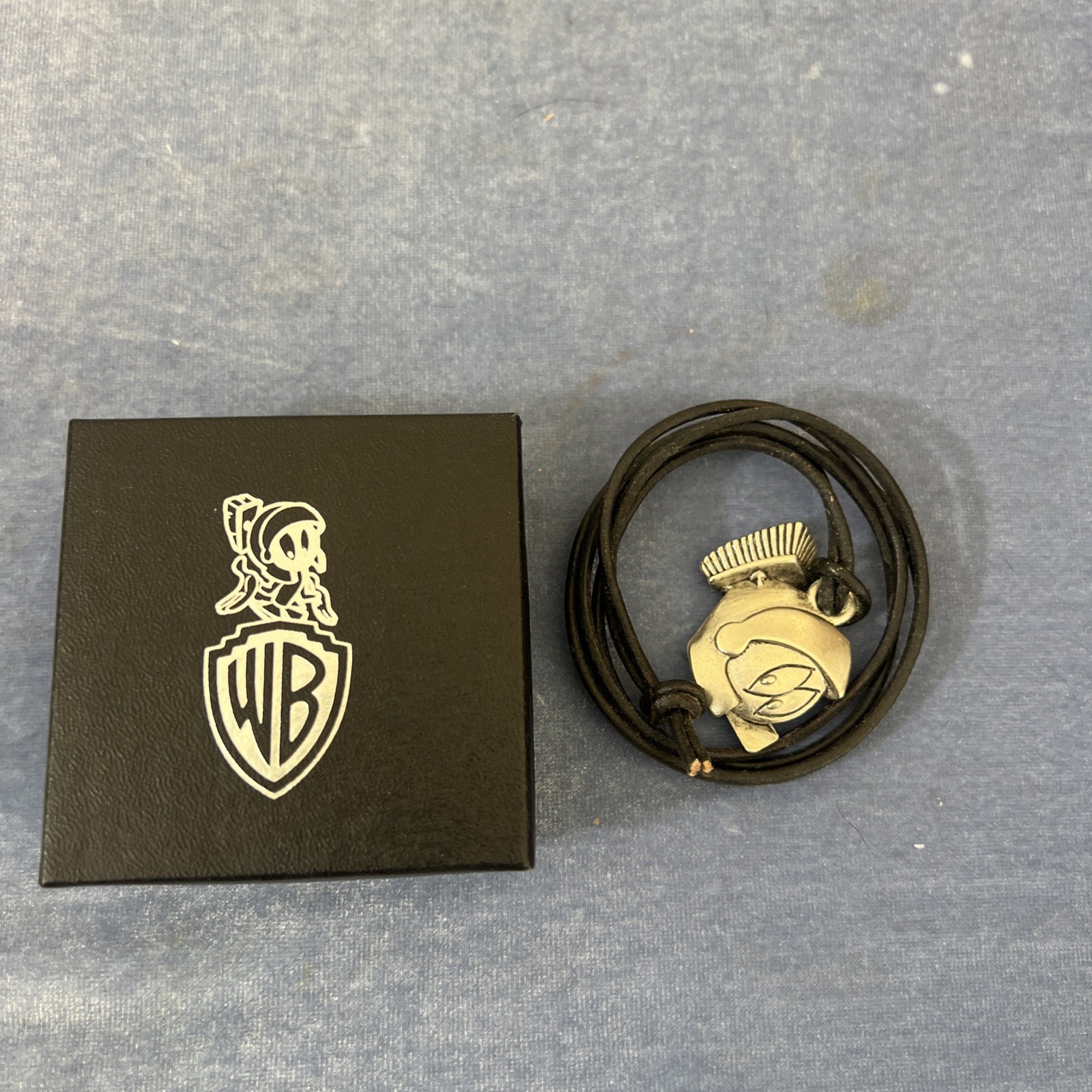 Vintage 1993 Warner Bros Marvin the Martian Pewter Pendant Necklace Box