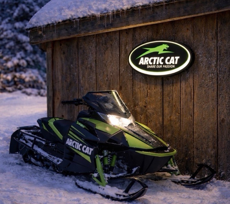 Arctic Cat 32