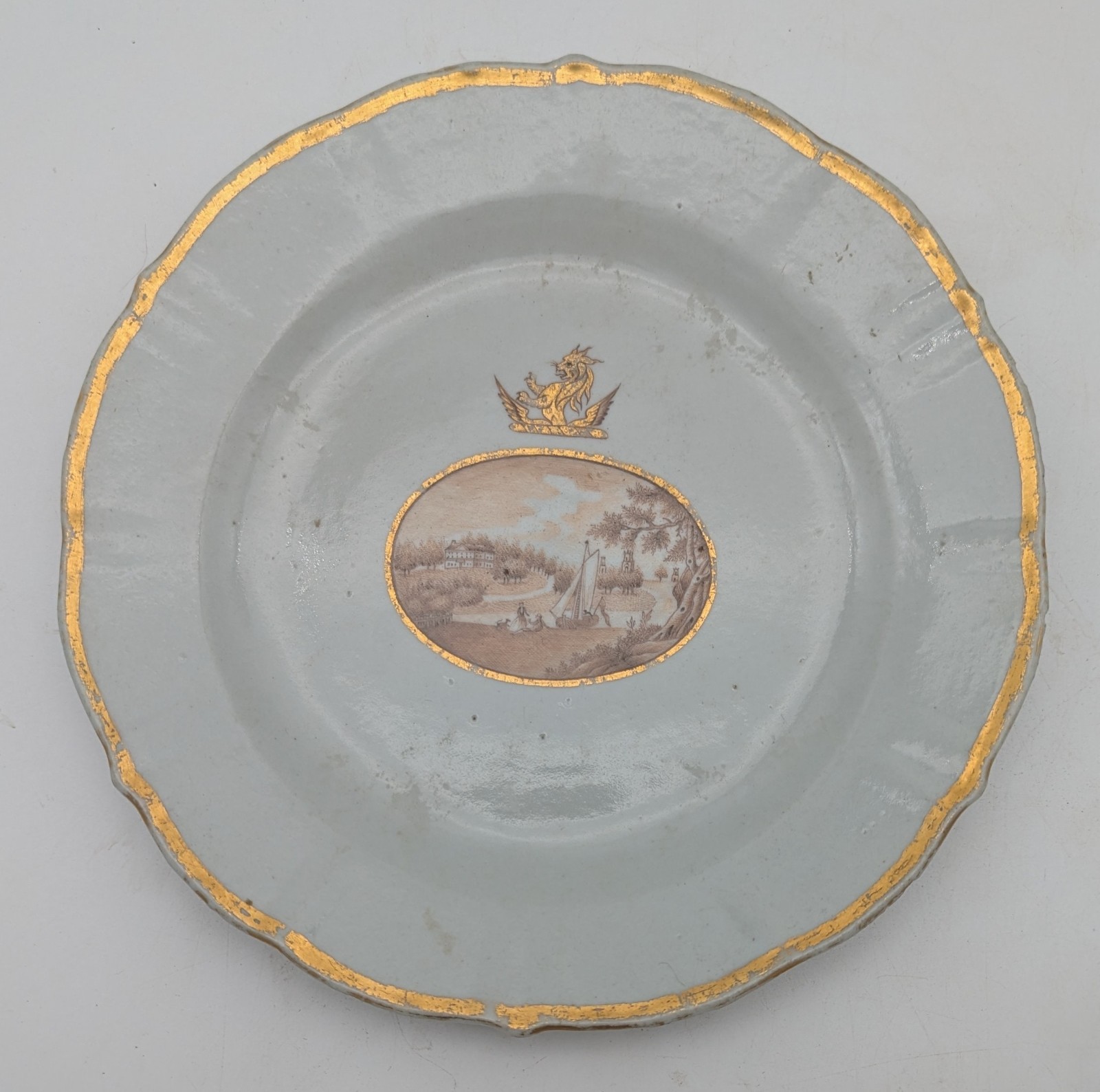 Chinese Export 18th C. Qianlong Grisaille & Gilt Porcelain Cabinet Plate 7.75\