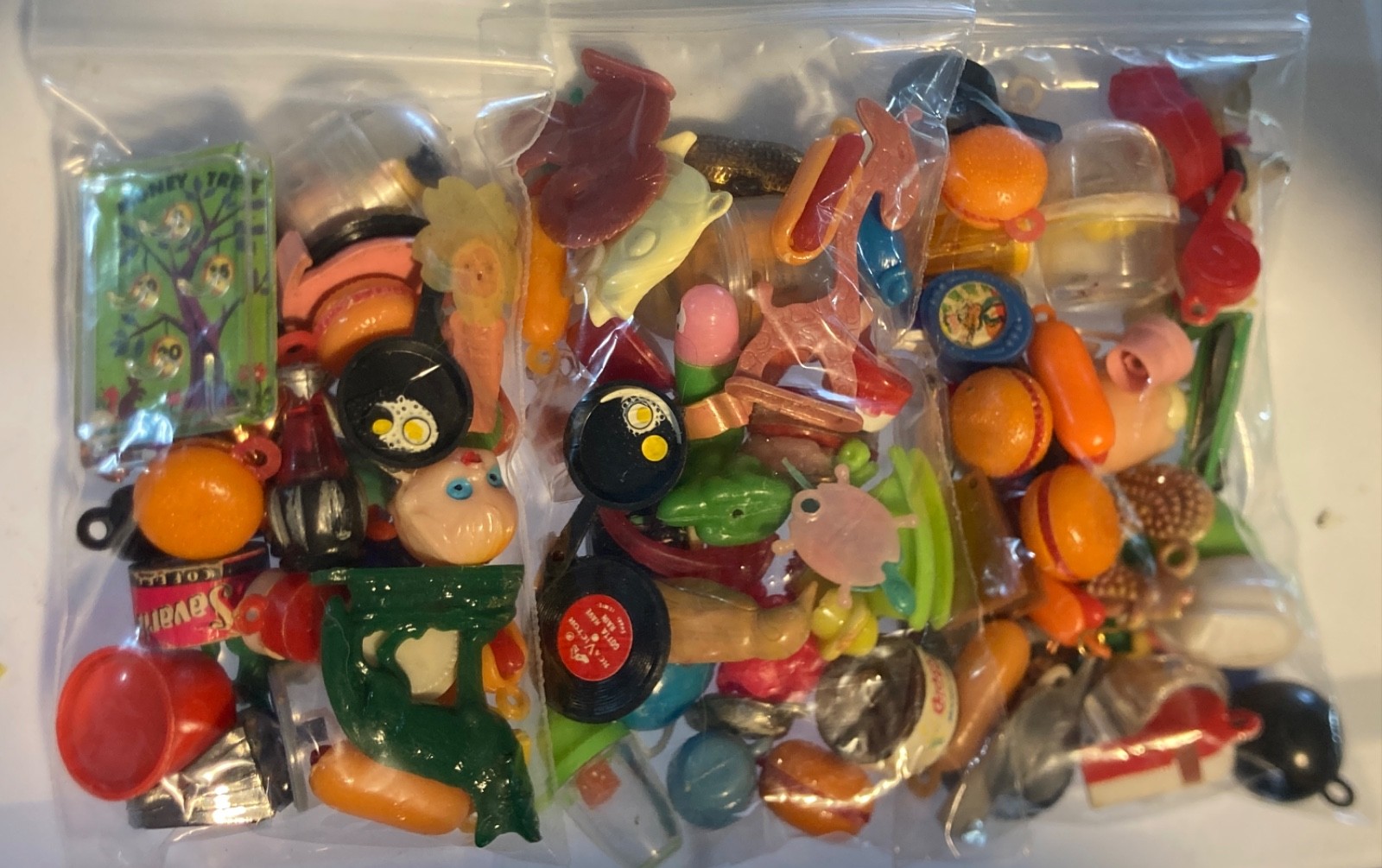 100+ Vintage Vending Machine Charms Toys Prizes Cracker Jack Flickers Games
