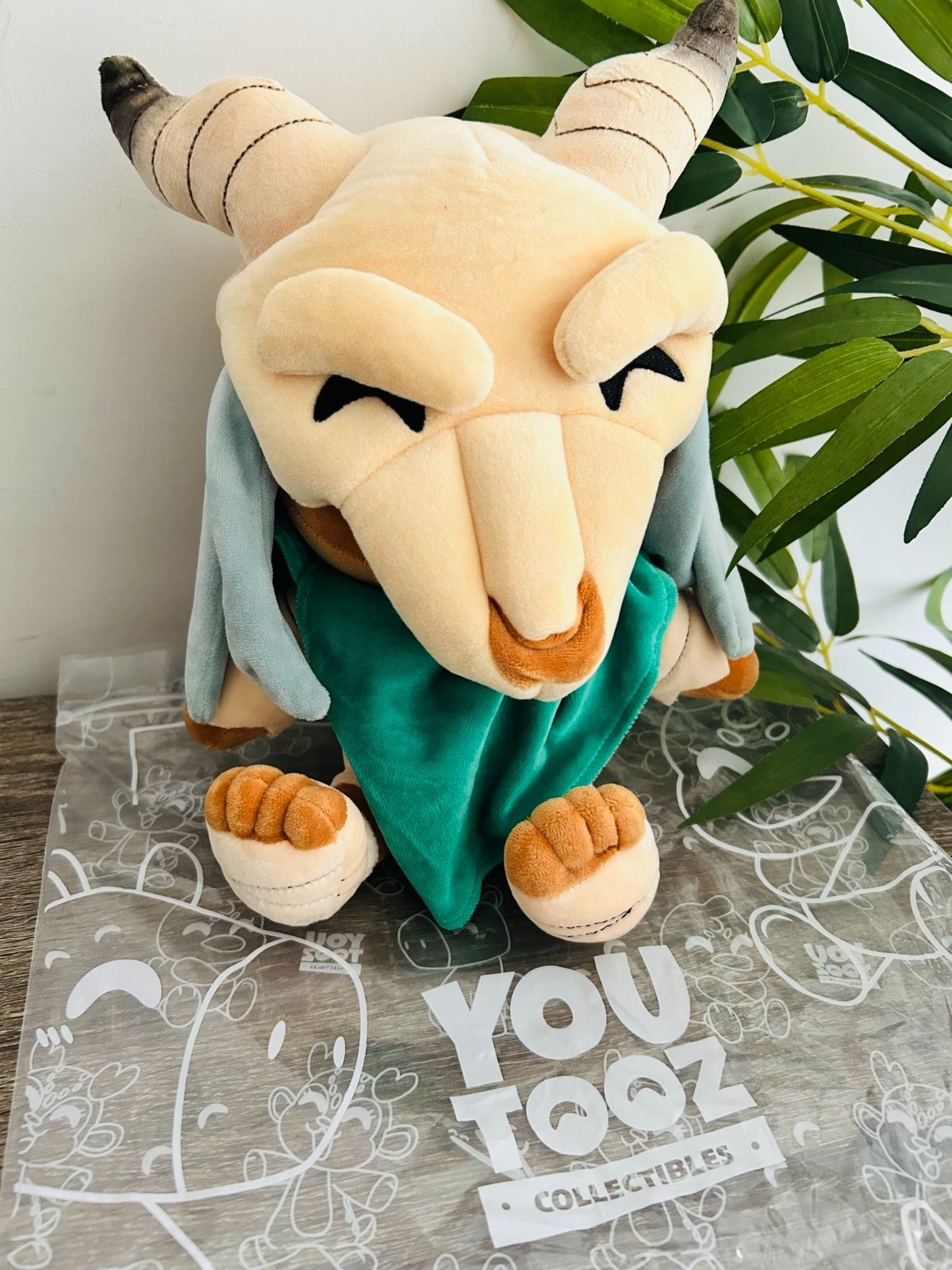 IN HAND Youtooz Slay the Spire The Silent 9\