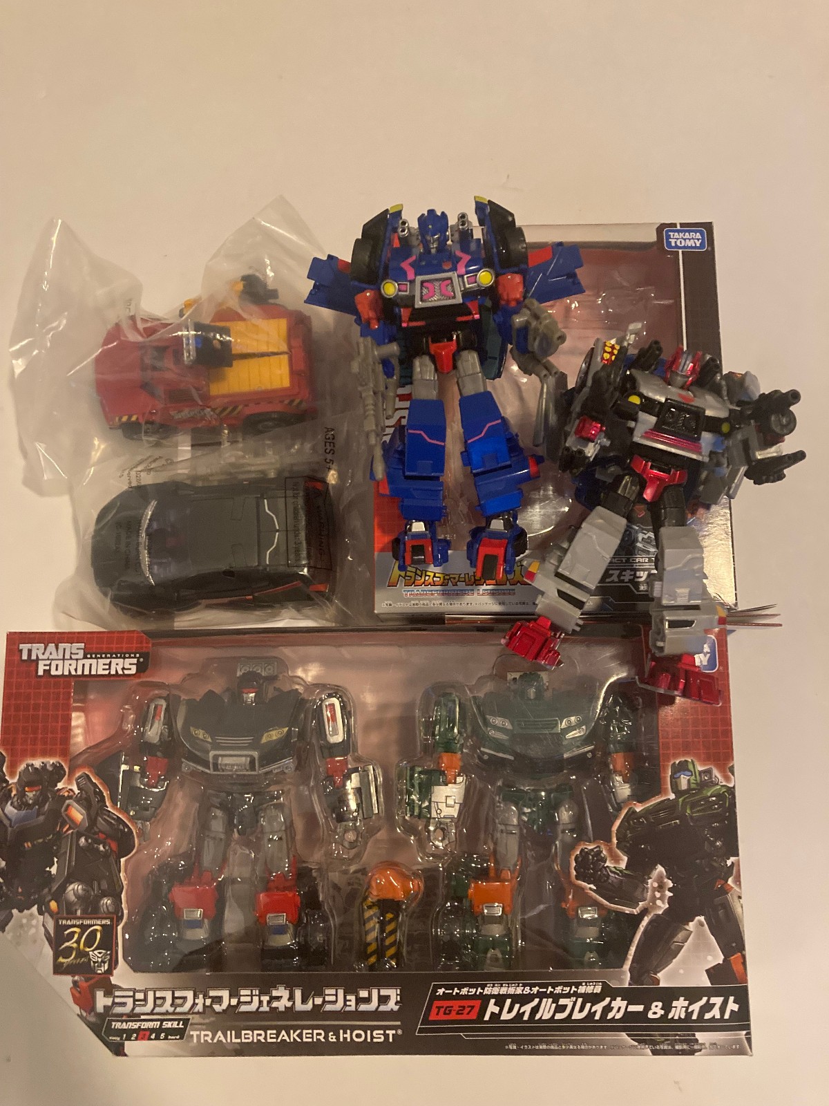Transformers Legends LG-20 Skids, TG-27 Hoist/Trailbreaker, Botcon Lift Ticket+