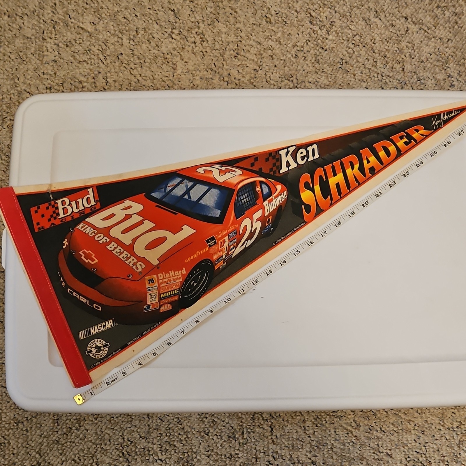 Budweiser NASCAR Ken Schrader 1995 Collectible Pennant Red 29\