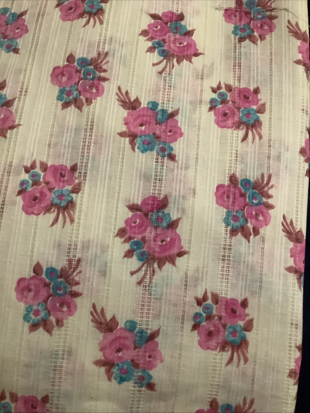 Originelle Fabric 1 Yard Cotton Sheer Floral  44” Wide Vintage 1973