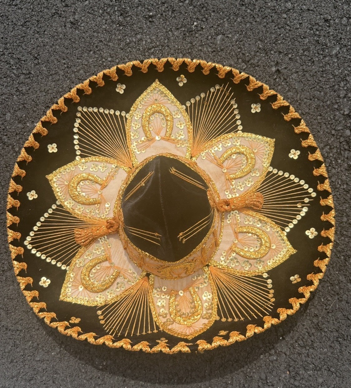 23” Mexican Sombrero Pigalle XXXXXXX  Gorgeous Handmade Black  & Gold