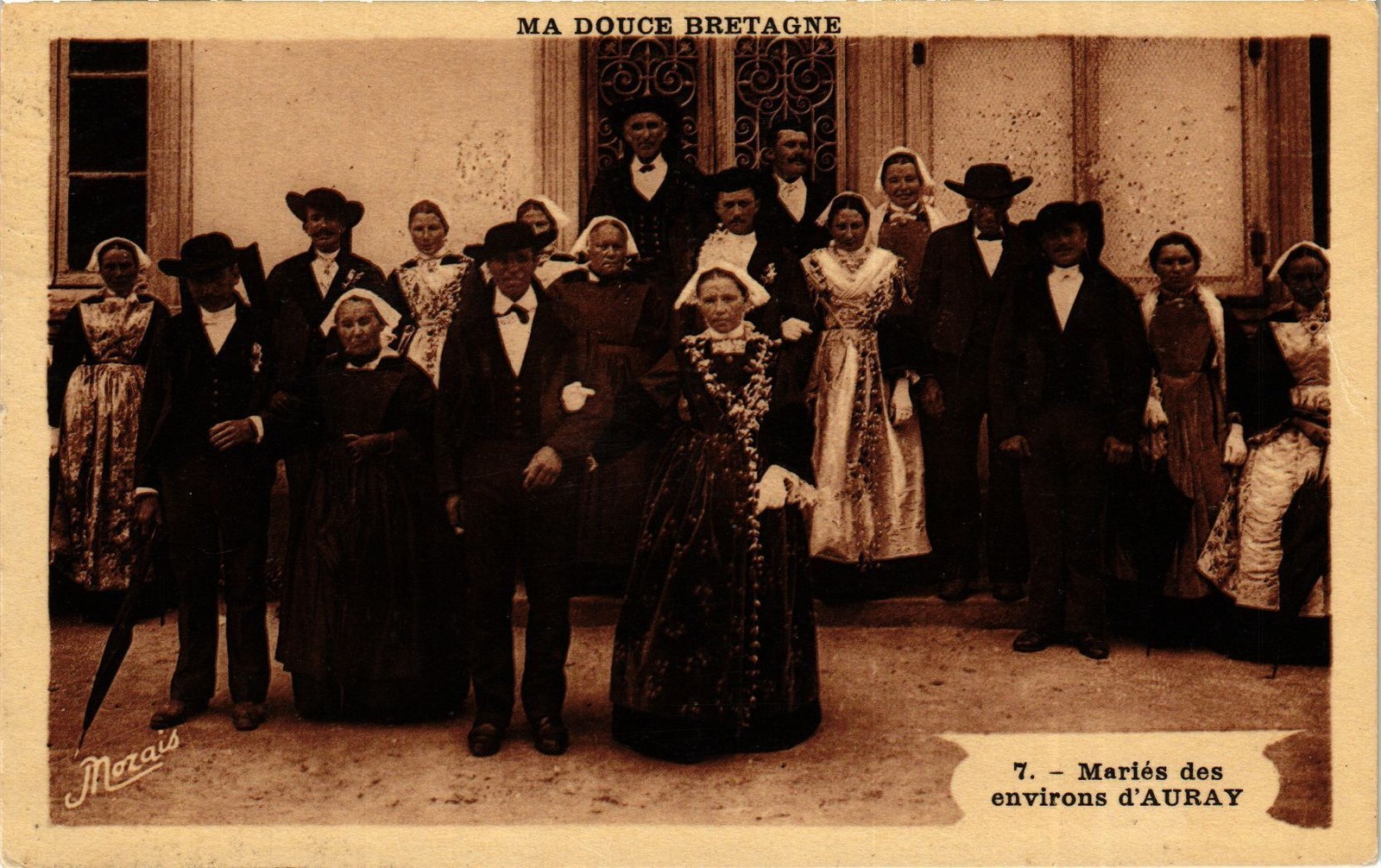 Old postcard Ma Douce Bretagne - Maries des Env. d'AURAY (205668)
