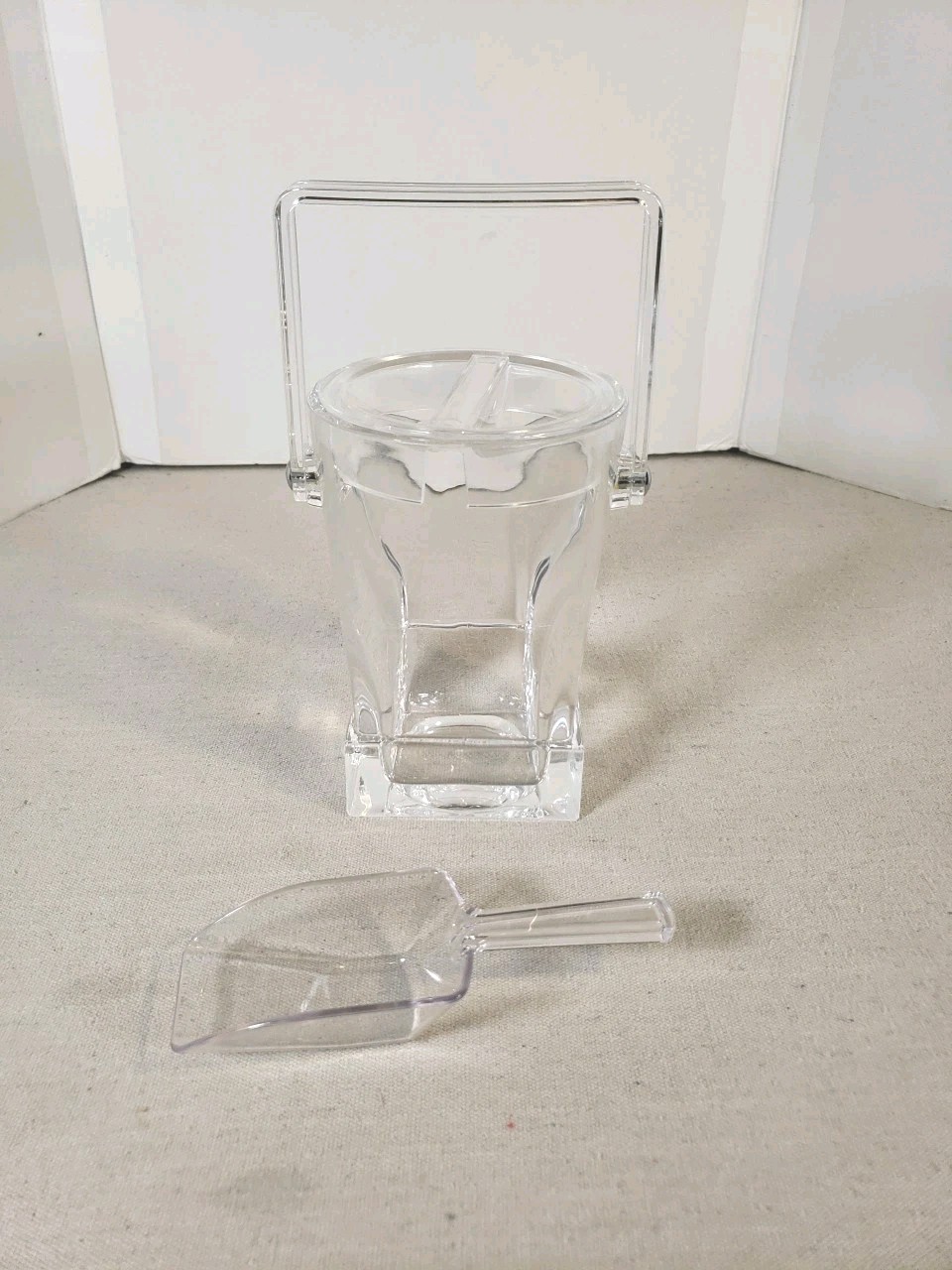 Lucite Acrylic Ice Bucket  Cleaving Clear Sliding Base Abstract  Modern design