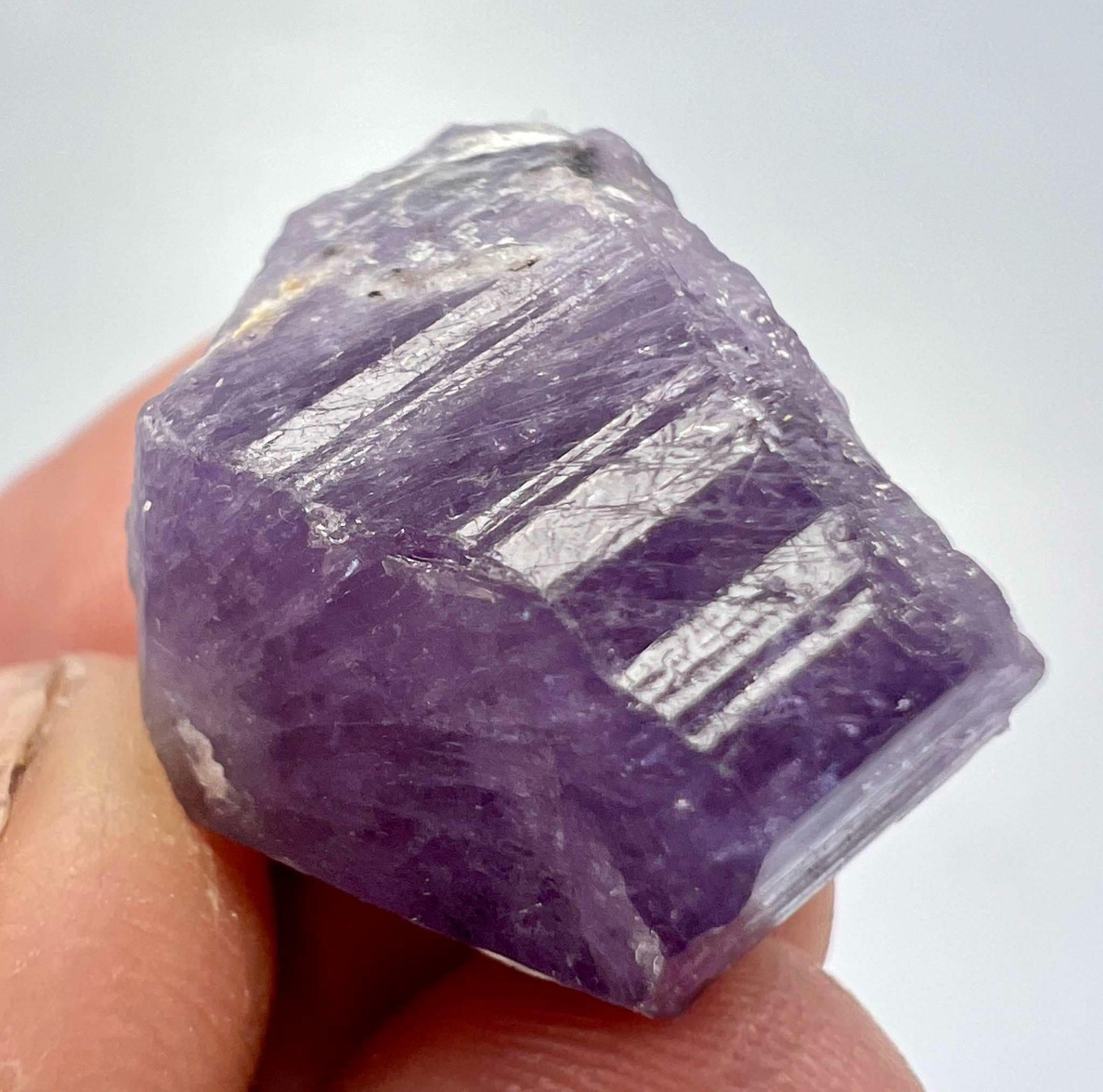 39 CT Purple Scapolite from Badakhshan Afghanistan s37